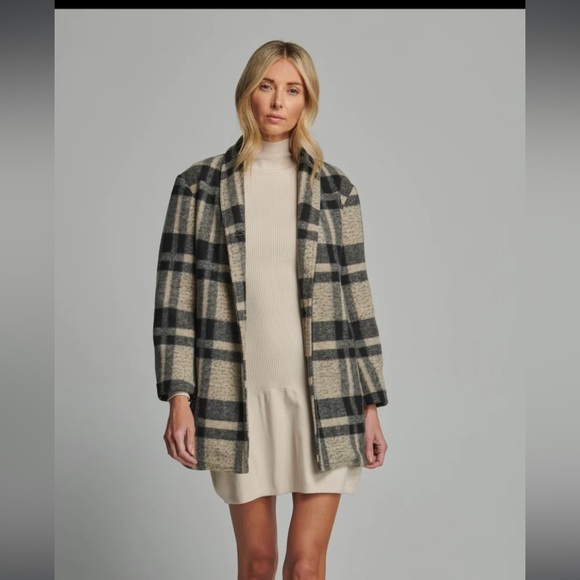 Sundays Owen Coat in Black Plaid Compact - Picture 2 of 13